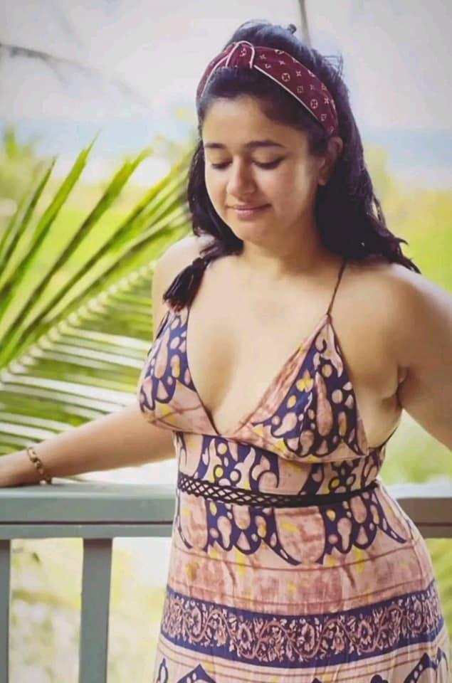 poonam-bajwa-hot-photos